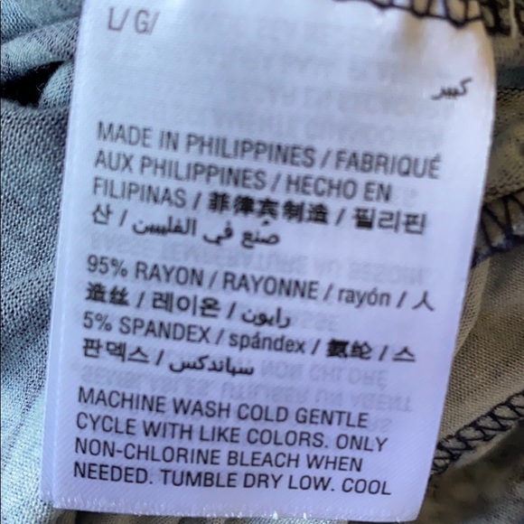 3/4 sleeve top - Picture 7 of 8